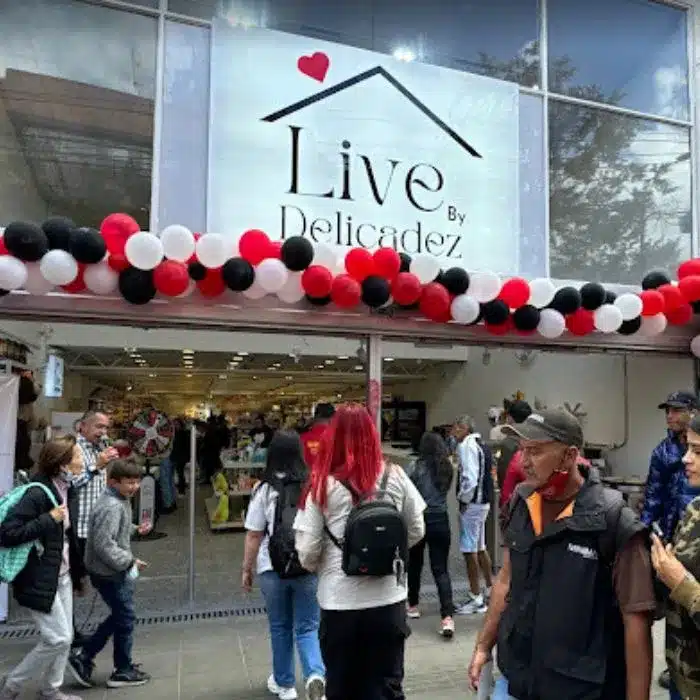 Live by delicadez chapinero